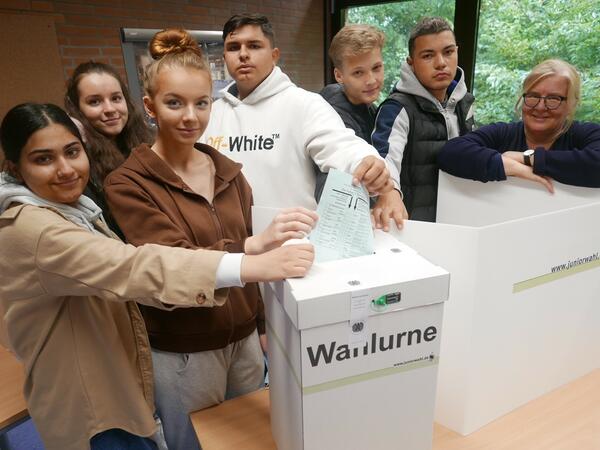 Belmer Oberschüler simulieren Bundestagswahl