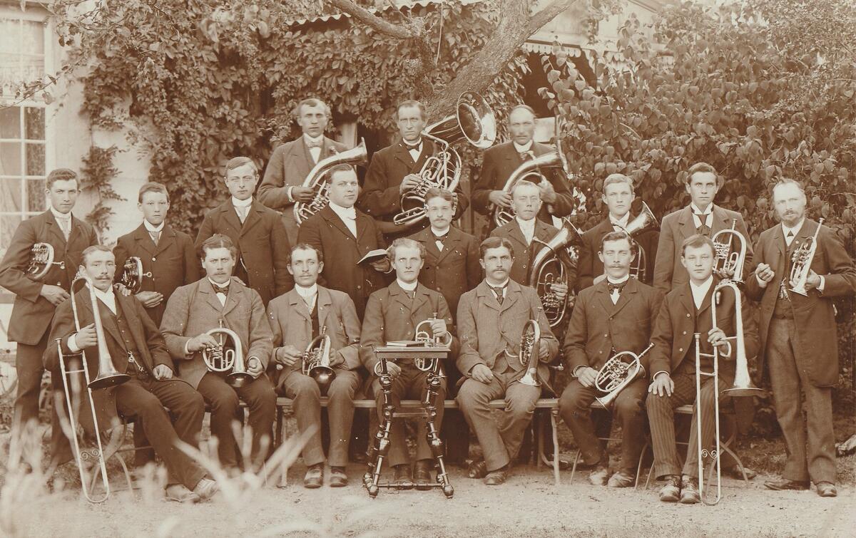 Bild vergrößern: Historische Aufnahme aus dem Jahr 1896